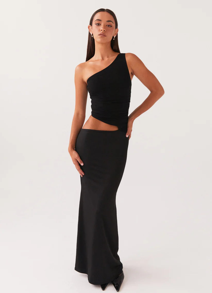 LOVELLA | ONE SHOULDER MAXI DRESS